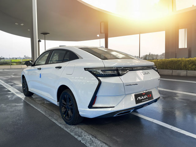 AeolusY3_GF_exterior2_640x480